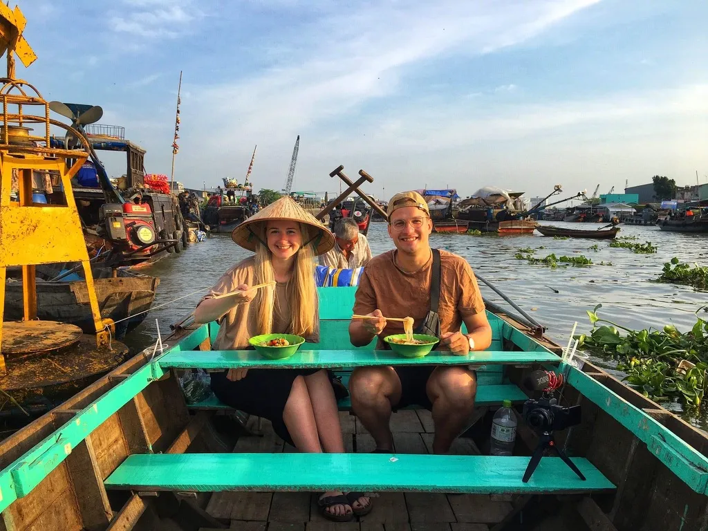 A-taste-of-vietnam-13-days-mekong-delta-can-tho-ben-tre-3.webp