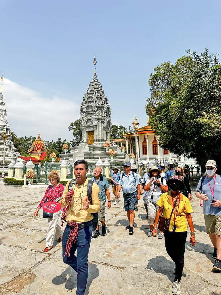 Authentic-Cambodia-Itinerary-11-days-Silver-pagoda-phnom-penh.jpg