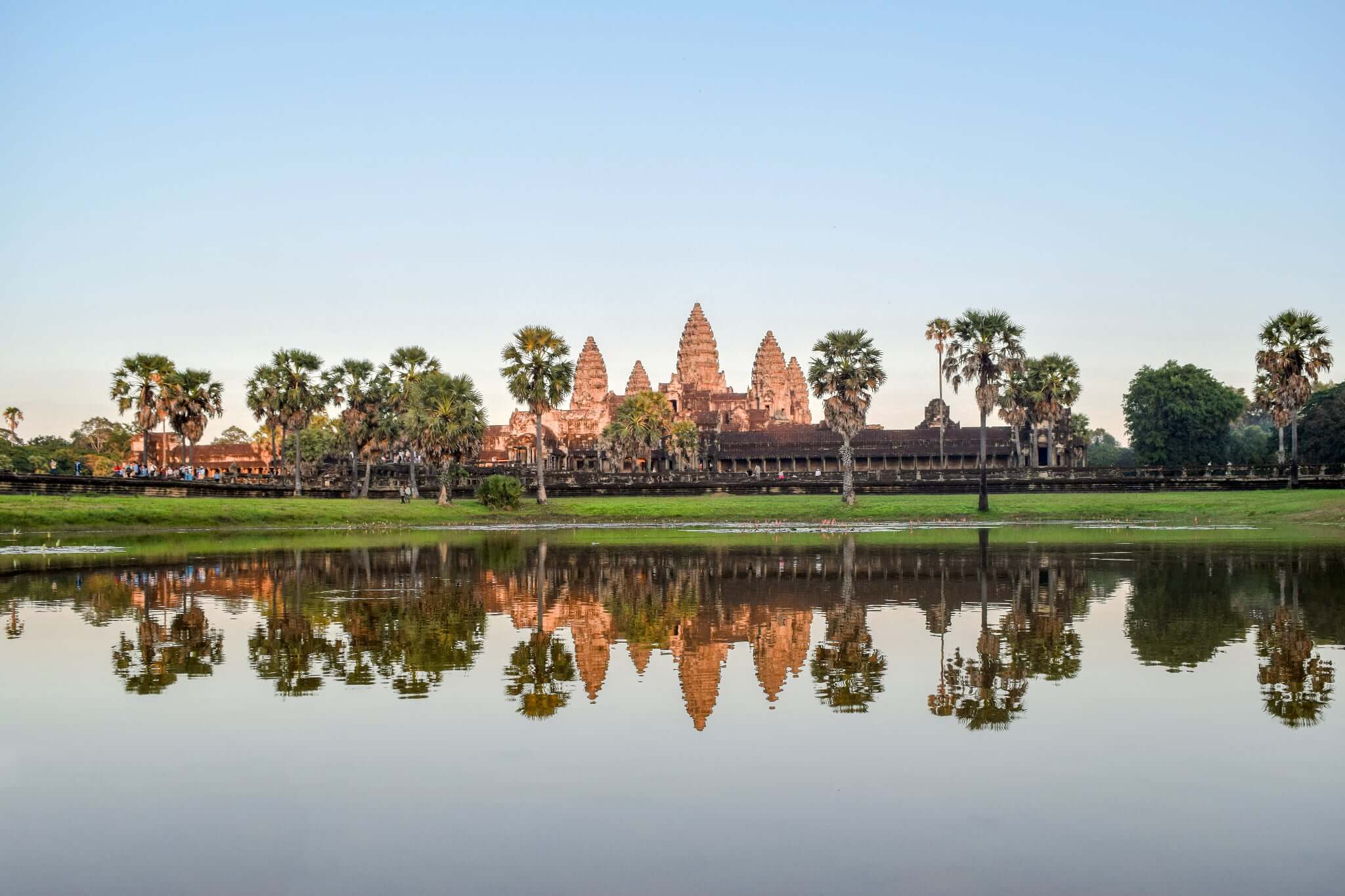 Authentic-Cambodia-Itinerary-11-days-pou-neang-Siem-Reap.jpg