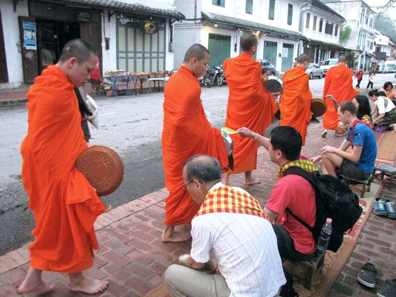 Authentic-Laos-Tour-18-Days-Luang-prabang-5.jpg