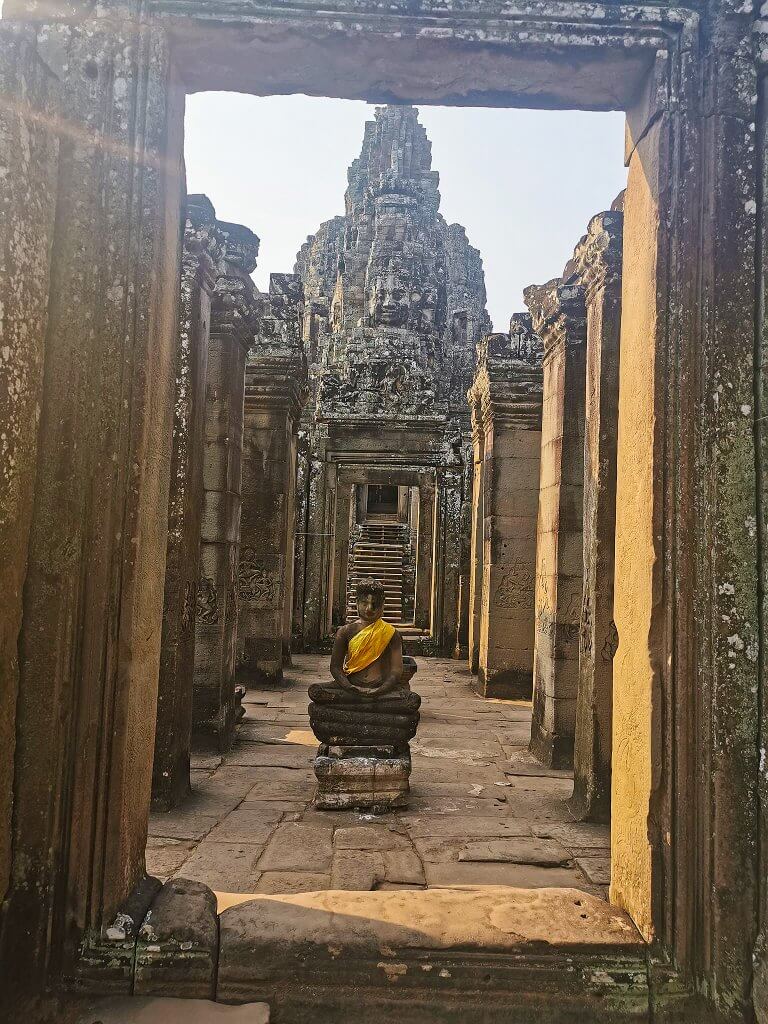 Cambodia-Trip-13-Days-Angkor-Wat-Siem-Reap-Bayon-Temple-Angkor-Thom-Siem-Reap-1.jpg