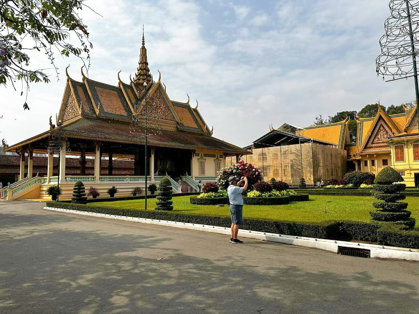 Cambodia-Trip-13-Days-Angkor-Wat-Siem-Reap-Royal-Palace-Phnom-Penh-9.jpg