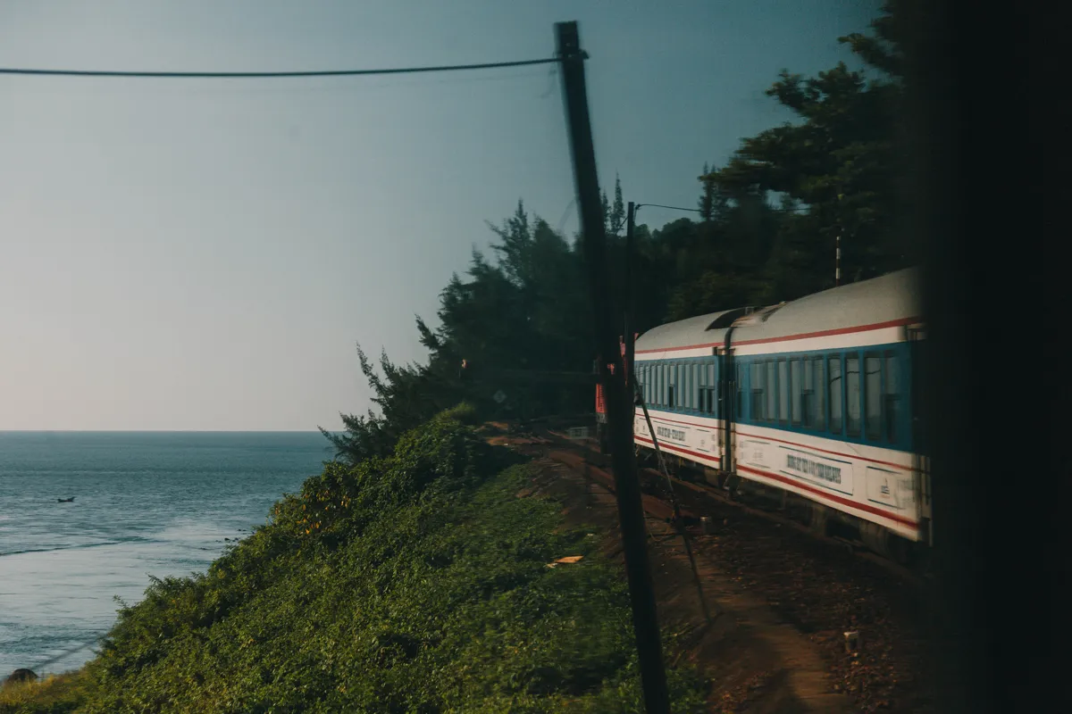 a-journey-through-vietnam-by-rail-and-land-vietnam-railway-1.webp